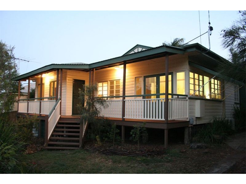 56 William Terrace, Oxley QLD 4075