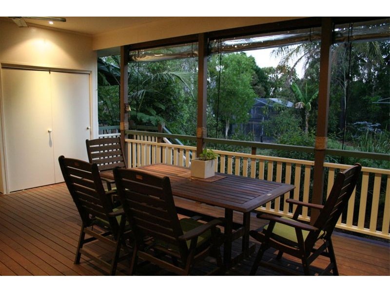 56 William Terrace, Oxley QLD 4075