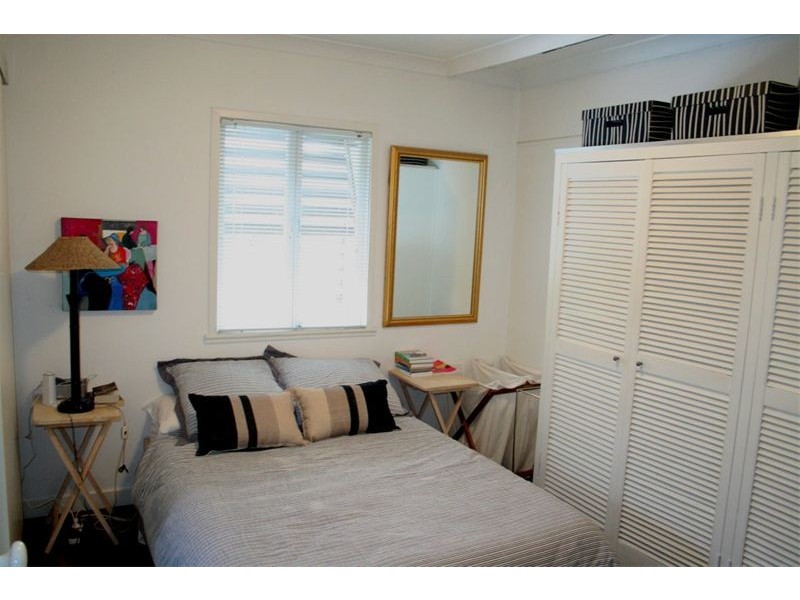 5 Gladstone Street, Oxley QLD 4075