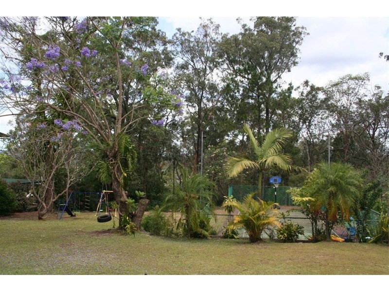 114 Seventeen Mile Rocks Road, Oxley QLD 4075