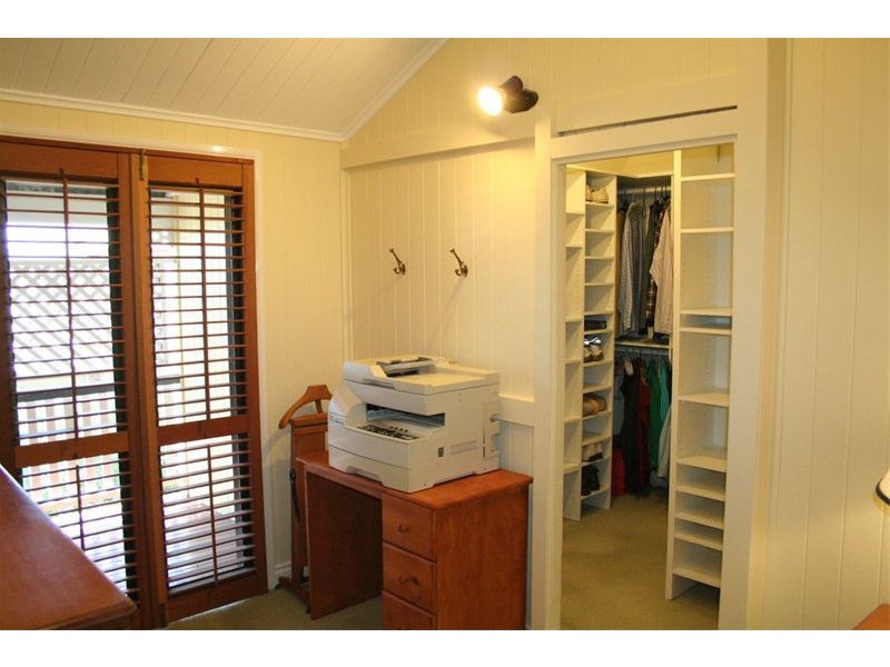 52 Skew Street, Sherwood QLD 4075