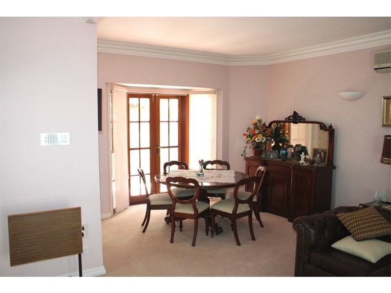 20 Laurel Avenue, Chelmer QLD 4068