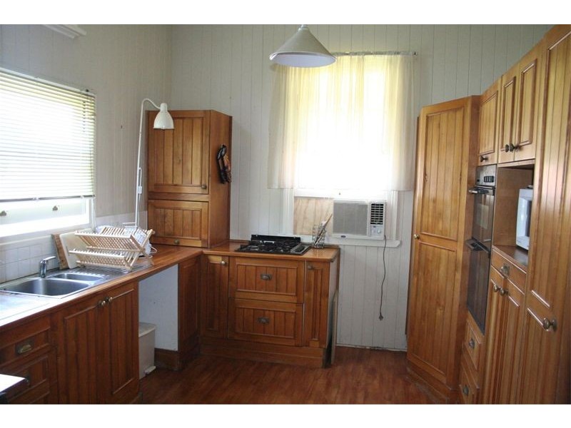 125 Verney Road East, Graceville QLD 4075