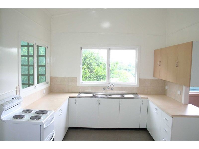 28 Alkina Street, Kenmore QLD 4069