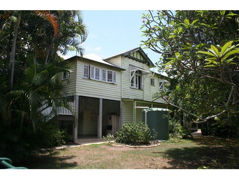 24 Allen Street, Corinda QLD 4075