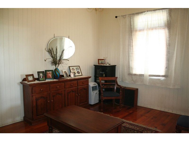 24 Allen Street, Corinda QLD 4075