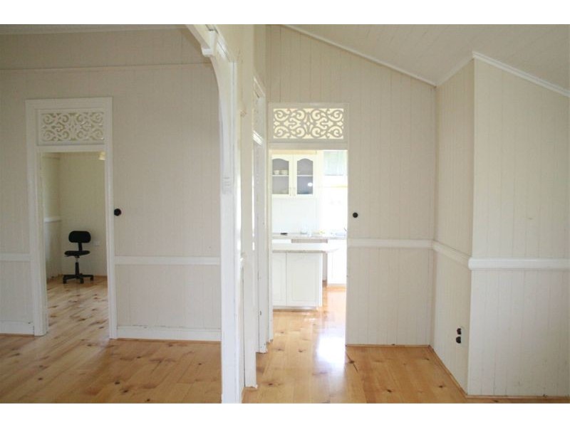 239 Honour Avenue, Chelmer QLD 4068