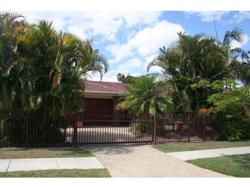 6 Prestwick Street, Oxley QLD 4075