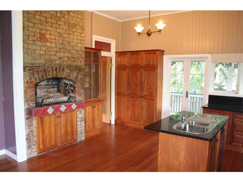 2 Ardoyne Road, Corinda QLD 4075