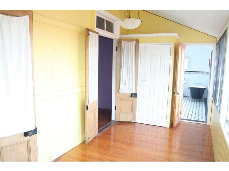 2 Ardoyne Road, Corinda QLD 4075