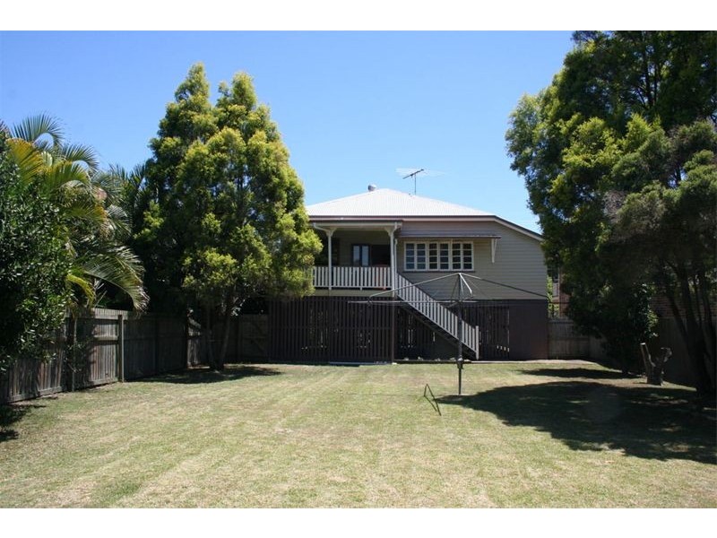 18 Chelmer Street East, Chelmer QLD 4068