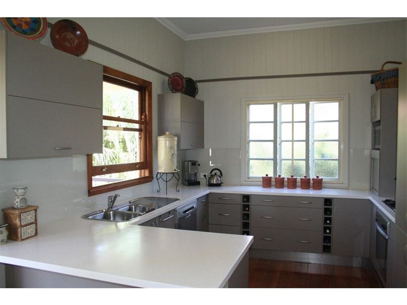 18 Chelmer Street East, Chelmer QLD 4068