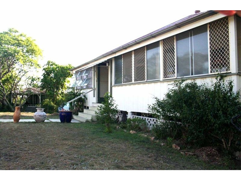 35 Clarence Road, Indooroopilly QLD 4068