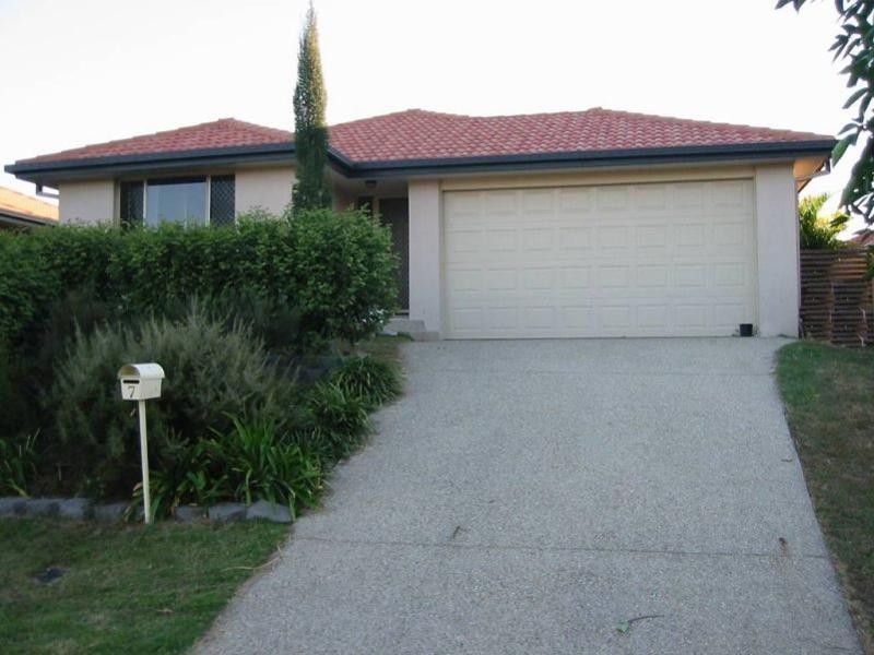 7 Turnbery Close, Oxley QLD 4075