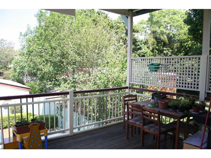 176 Appel Street, Graceville QLD 4075