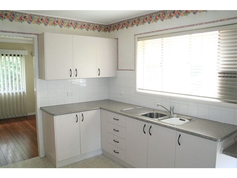 63 Nadine Street, Chelmer QLD 4068