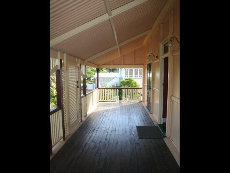 100 Lynne Grove Avenue, Corinda QLD 4075