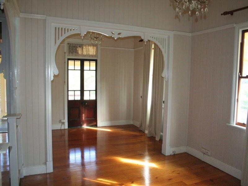 100 Lynne Grove Avenue, Corinda QLD 4075