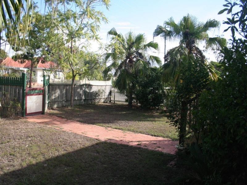 100 Lynne Grove Avenue, Corinda QLD 4075