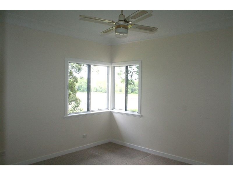 70 Price Street, Oxley QLD 4075