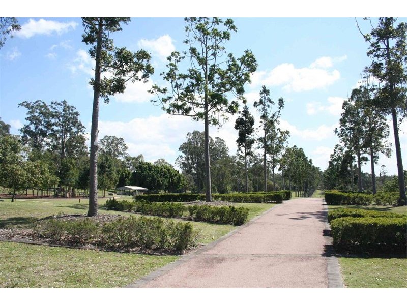 82 Jolimont Street, Sherwood QLD 4075