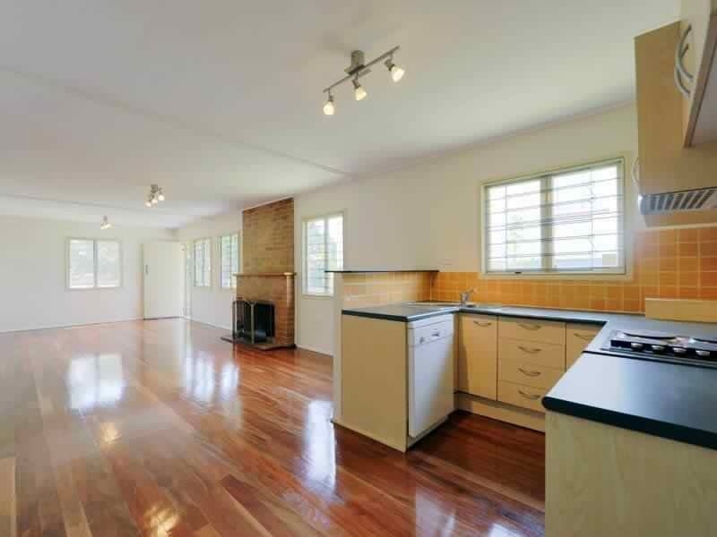 31 Kendall Street, Oxley QLD 4075