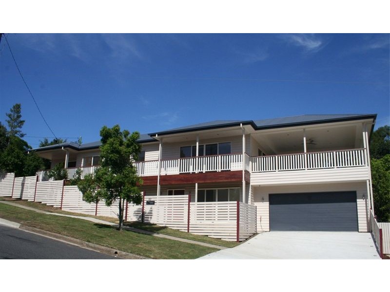 82 Ardoyne Road, Oxley QLD 4075