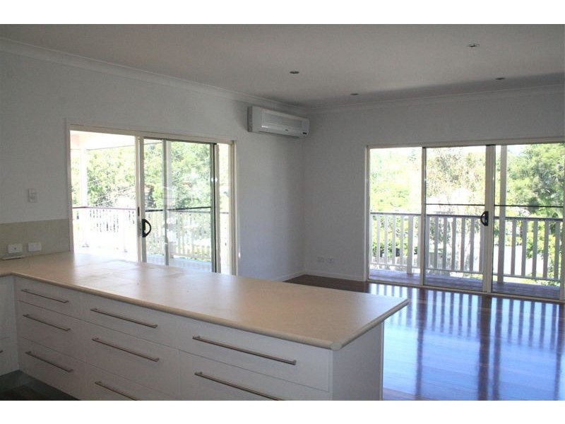 82 Ardoyne Road, Oxley QLD 4075