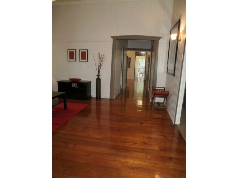 9 Hassall Street, Corinda QLD 4075