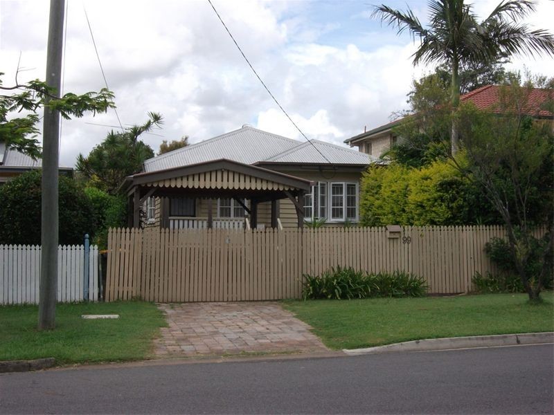 99 Hargreaves Ave, Chelmer QLD 4068