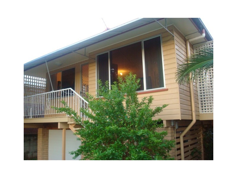 92 Dewar Terrace, Sherwood QLD 4075