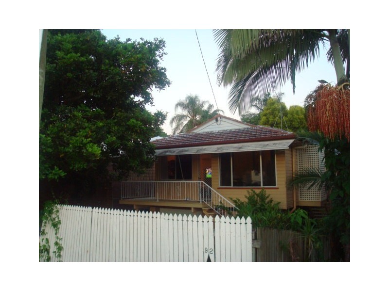 92 Dewar Terrace, Sherwood QLD 4075