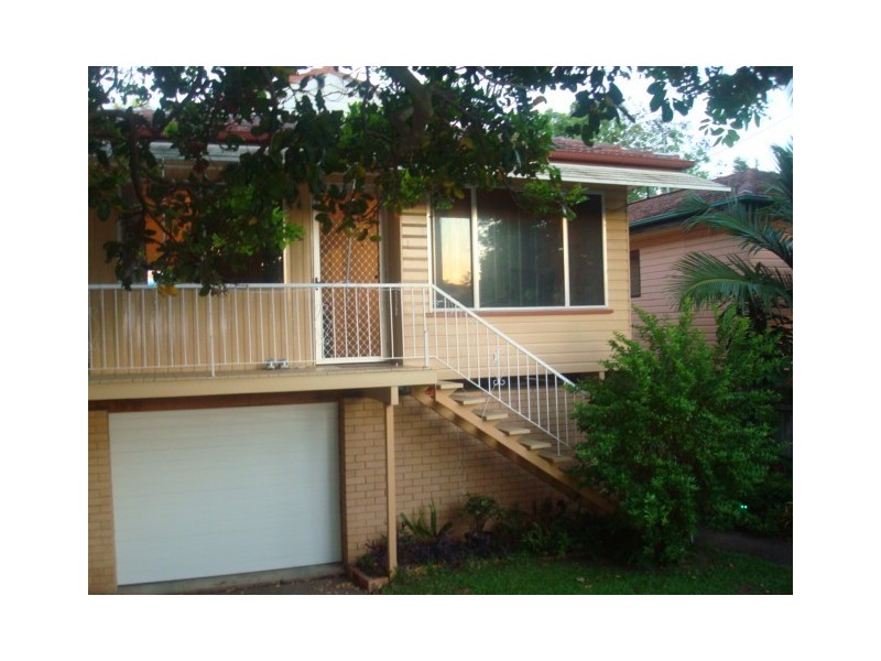 92 Dewar Terrace, Sherwood QLD 4075