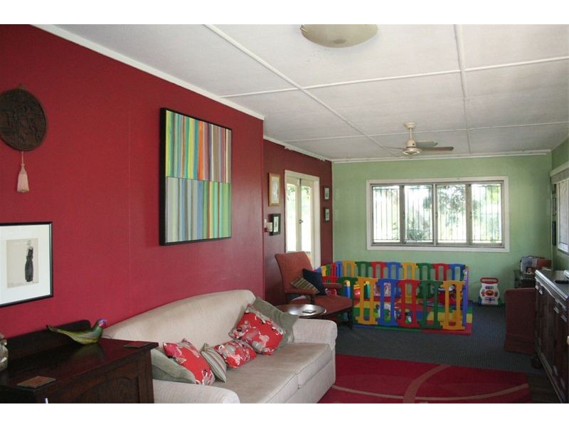 54 Kendall Street, Oxley QLD 4075