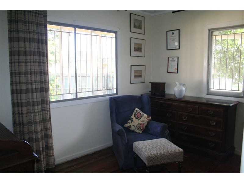 54 Kendall Street, Oxley QLD 4075