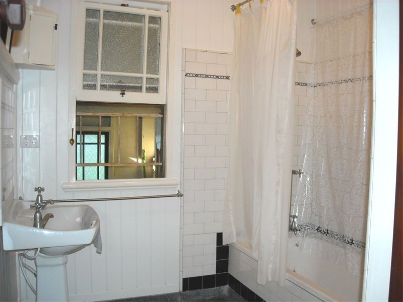 2 Marlborough Street, Sherwood QLD 4075