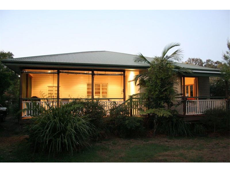 56 William Terrace, Oxley QLD 4075