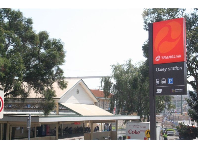 56 William Terrace, Oxley QLD 4075