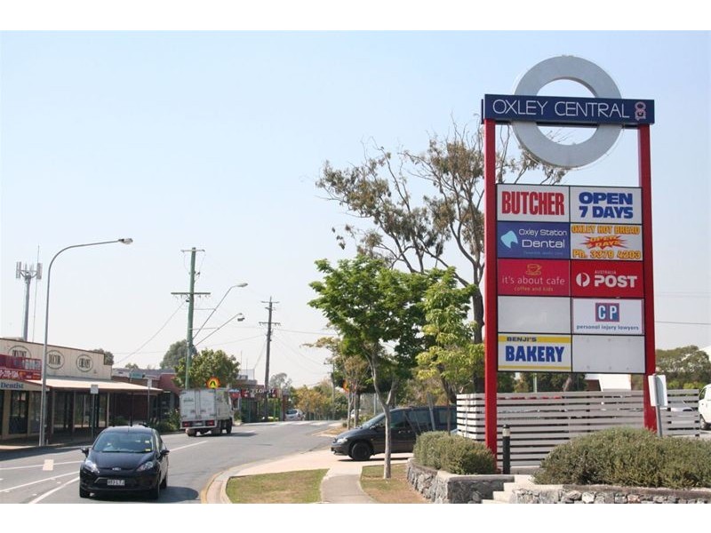 56 William Terrace, Oxley QLD 4075