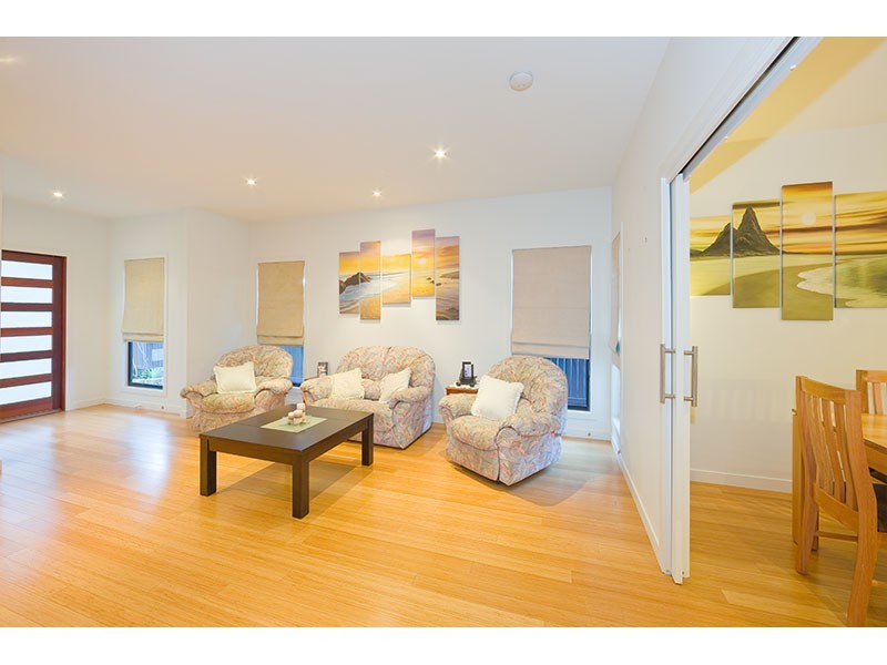 21 Graceville Avenue, Graceville QLD 4075