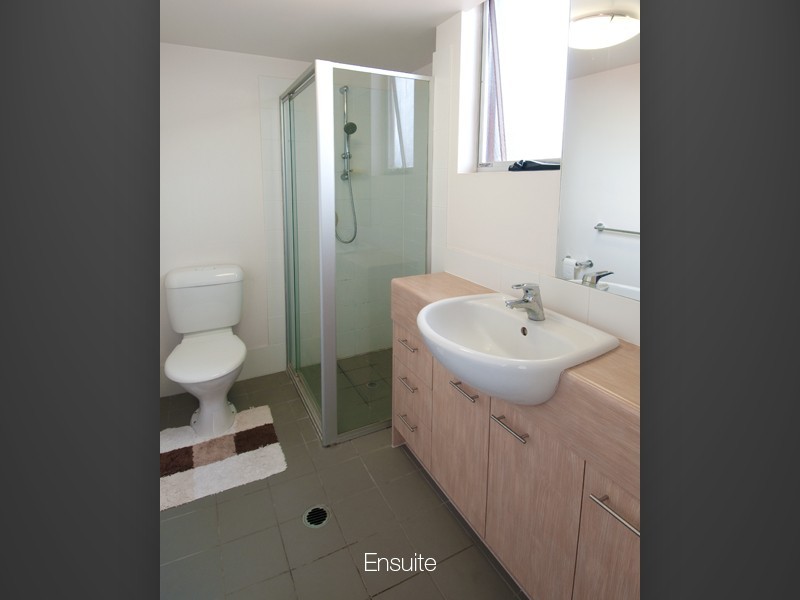 11/16 Grosvenor Road, Indooroopilly QLD 4068