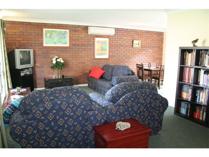 140 Graceville Avenue, Graceville QLD 4075