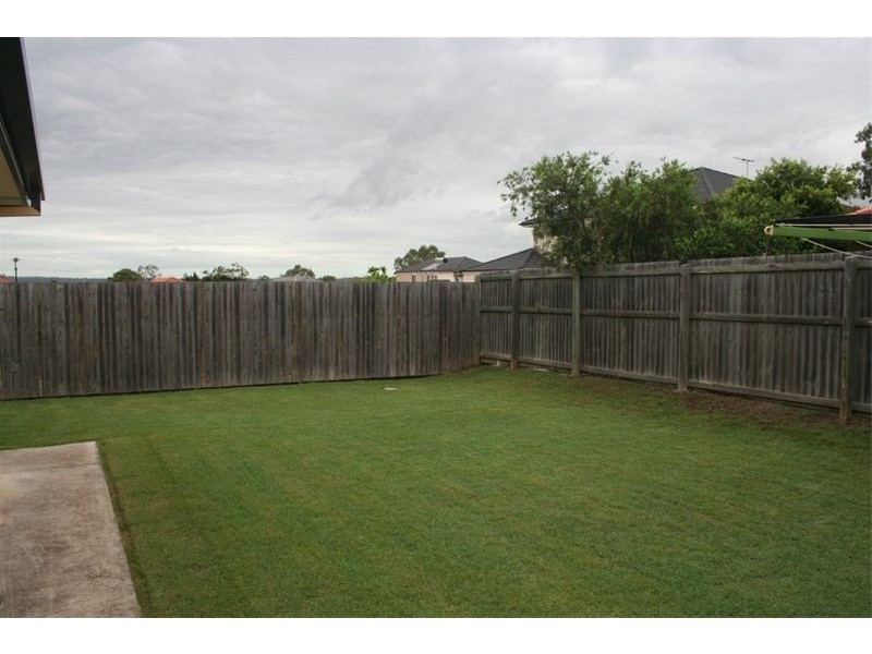 4 Troon Place, Oxley QLD 4075