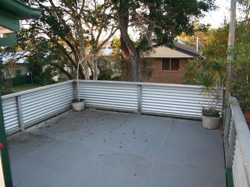 22 Sandon Street, Graceville QLD 4075