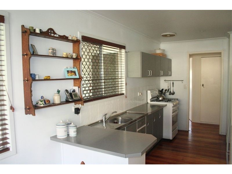 176 Englefield Road, Oxley QLD 4075