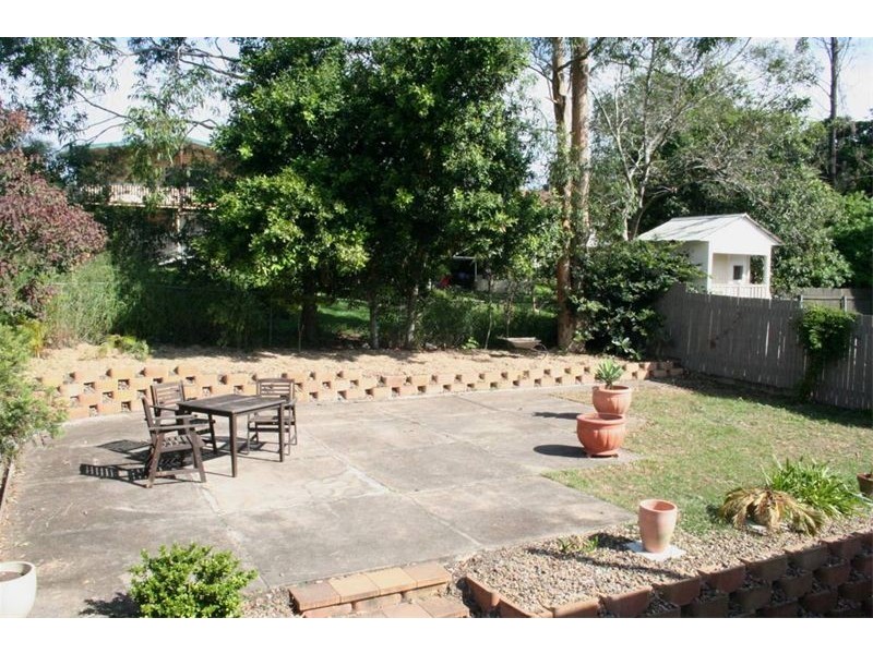 176 Englefield Road, Oxley QLD 4075