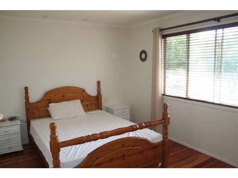 176 Englefield Road, Oxley QLD 4075