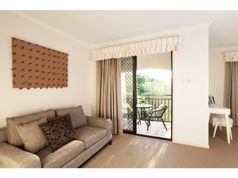 66 Robertson Street, Sherwood QLD 4075