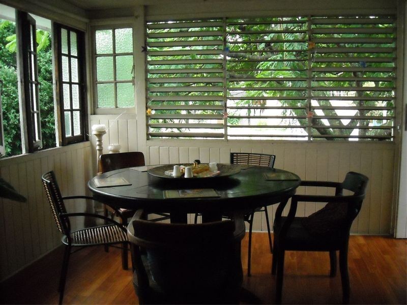 12 Marlborough Street, Sherwood QLD 4075