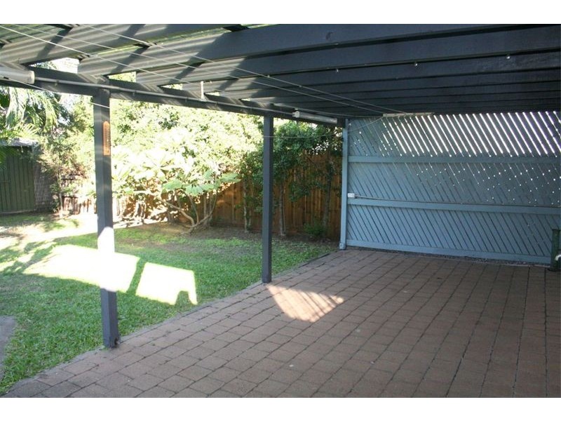 386 Oxley Road, Sherwood QLD 4075